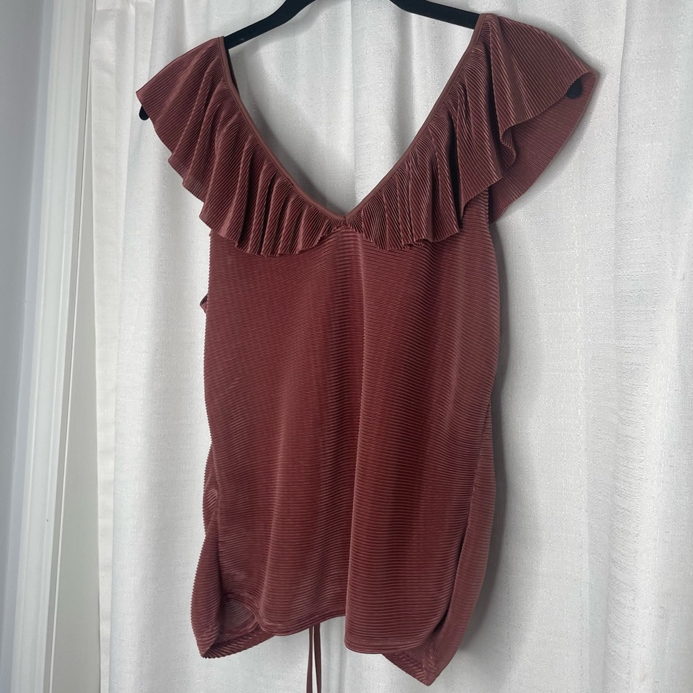 NWT Express Ruffle Sinched Crop Top - Picture 2 of 3
